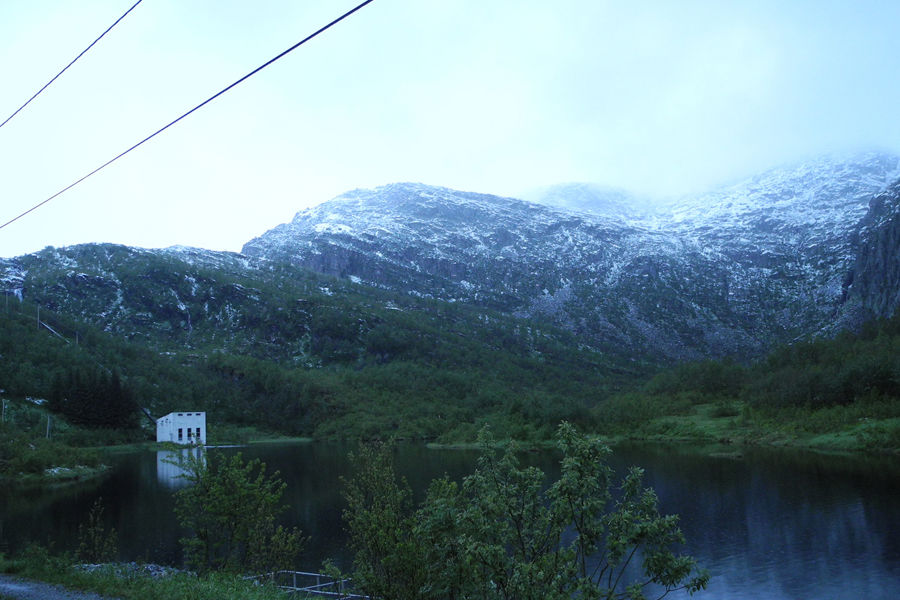 Neverdalsåga power plant in its natural surroundings